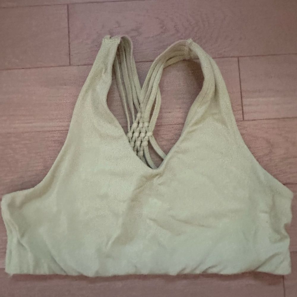 AERIE OFFLINE SPORT BRA - size medium.